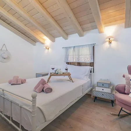 Leto فيلة Arkadades